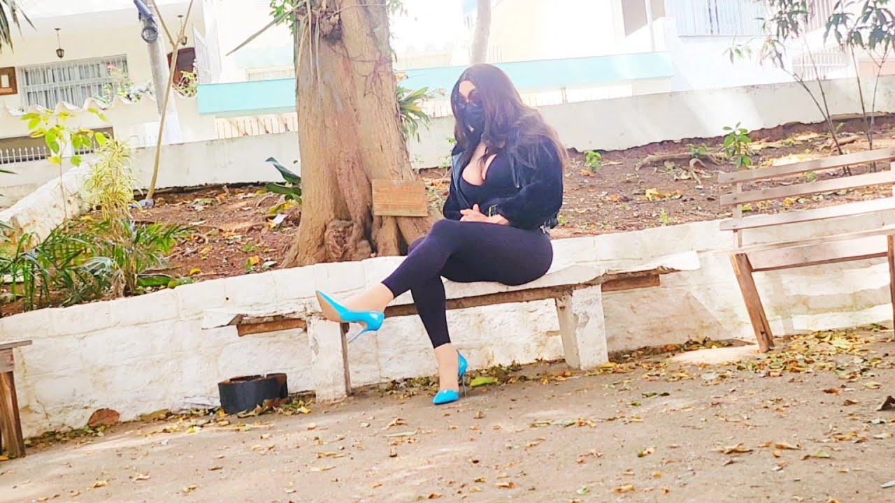 Crossdresser Ana - Going outdoor day 116