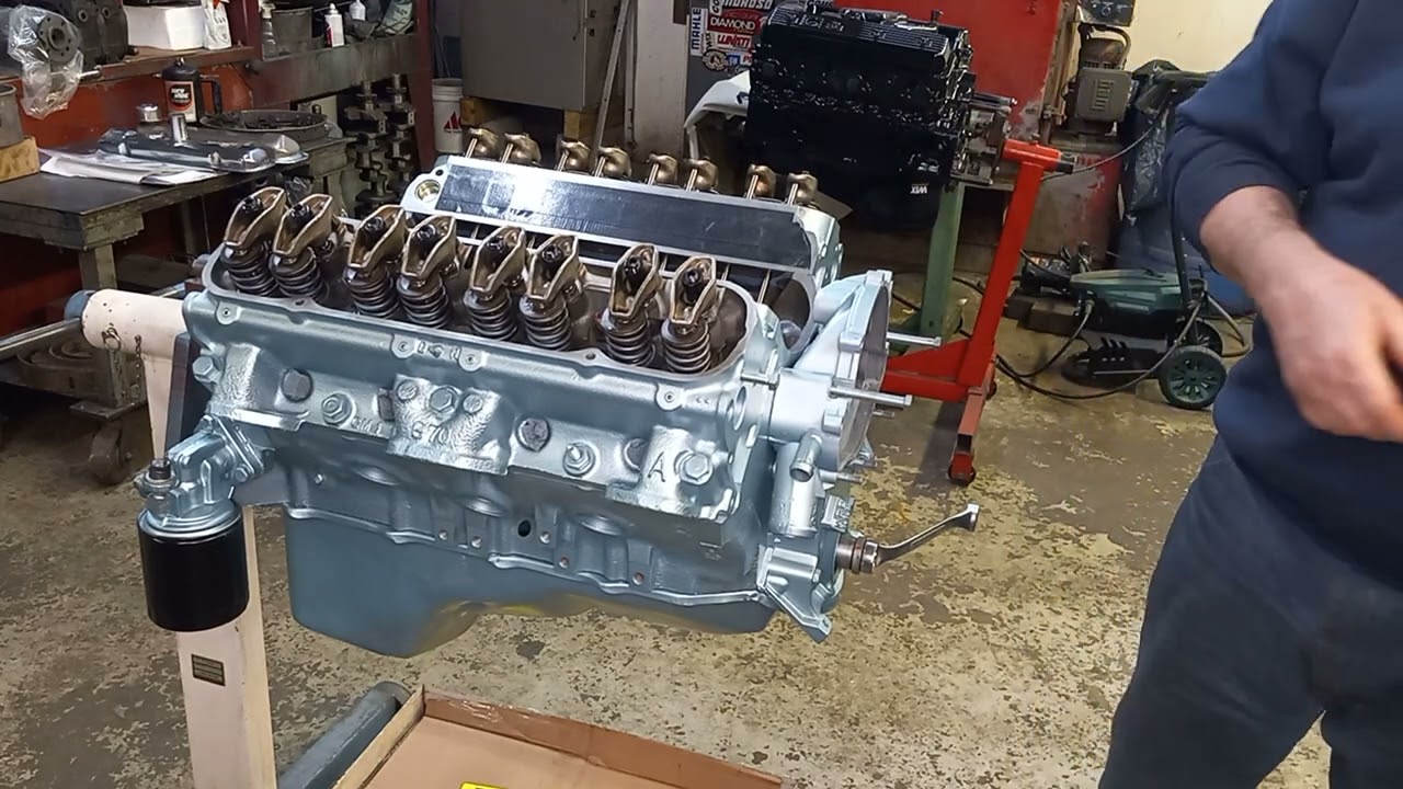 adjusting hydraulic lifters with poly locks Pontiac 400