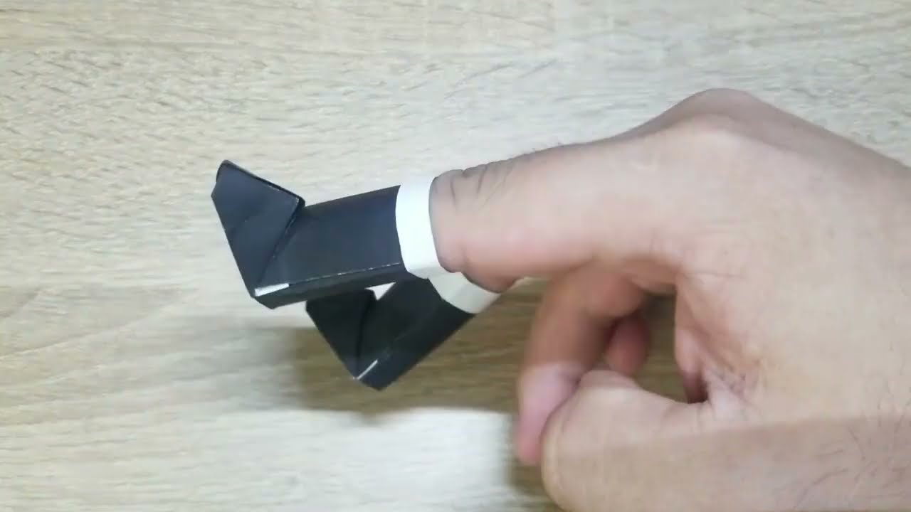EASY ORIGAMI BOOTS - DO IT IN 1 MINUTE