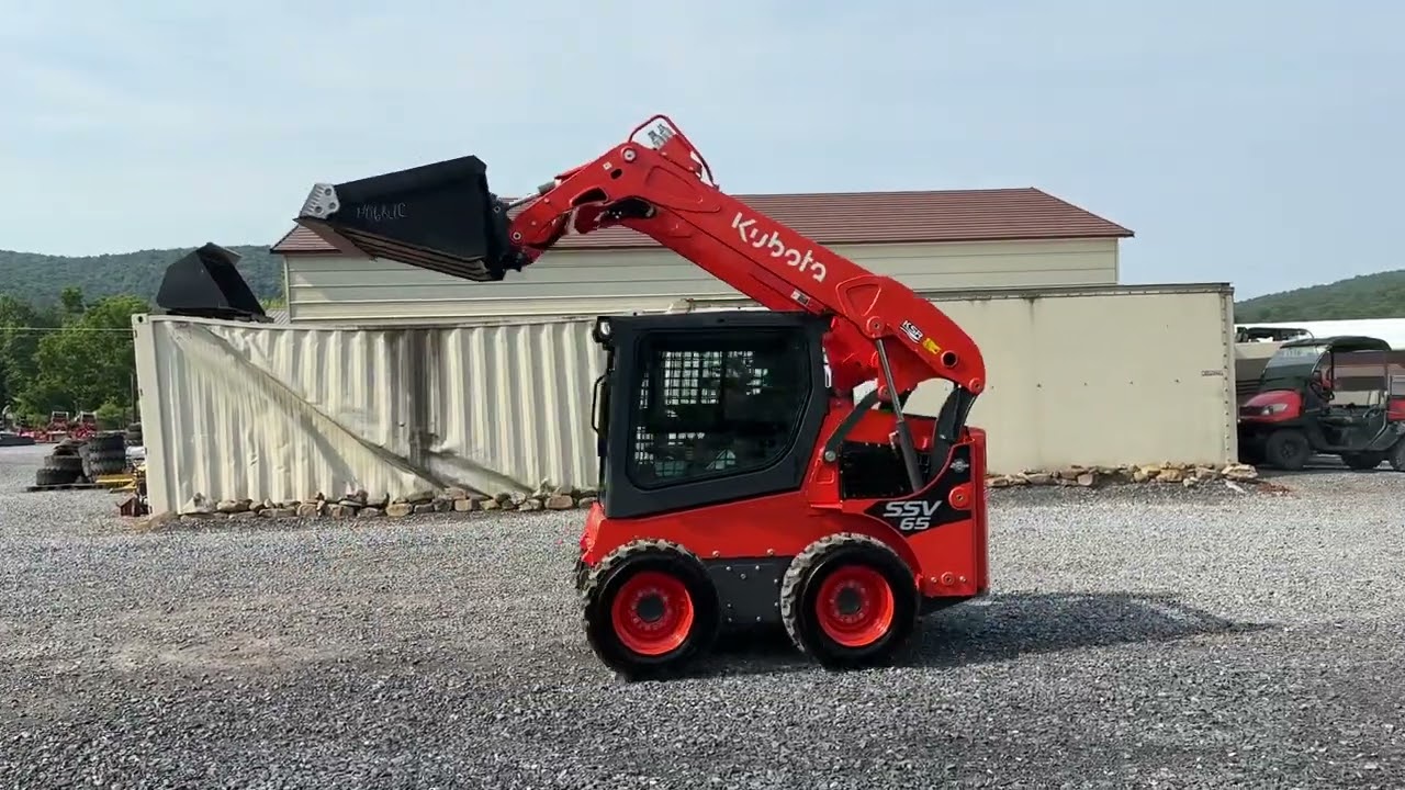 2021 Kubota SSV65 Rubber Tire Skid Steer ONLY 10 Hours Cab Heat Air Full Warranty 2 Speed KSR Ride