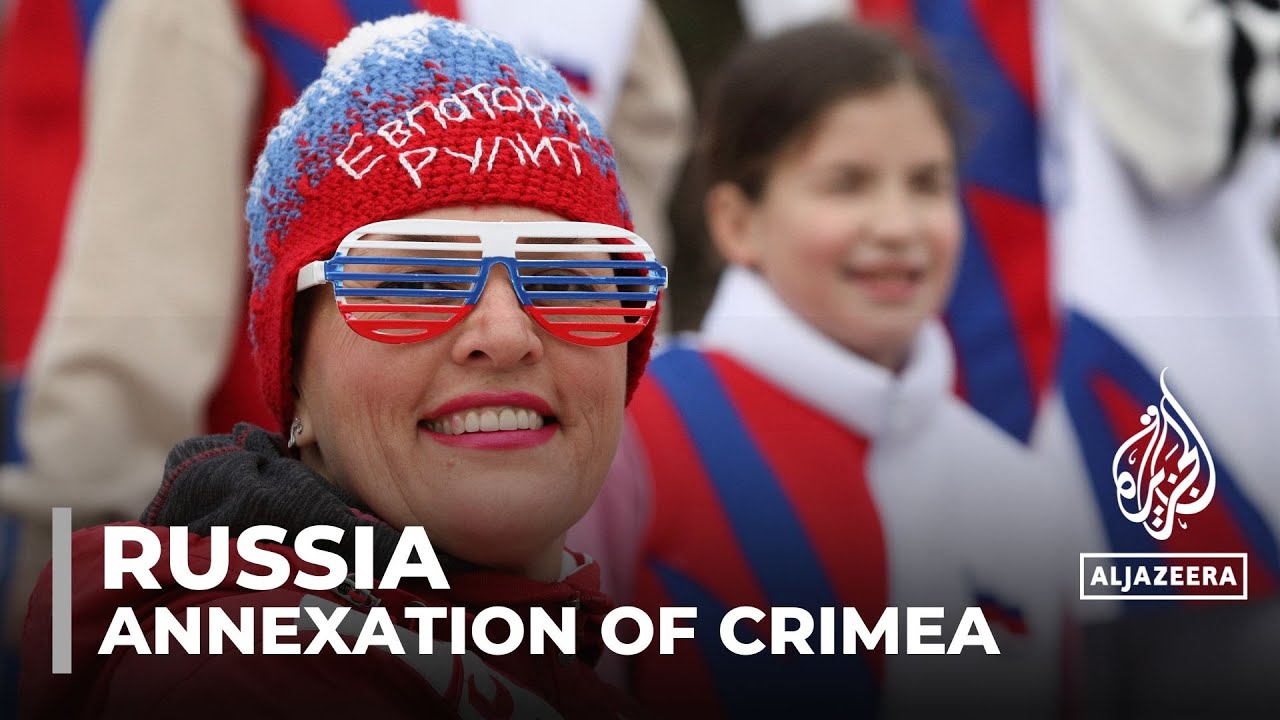 Crimea annexation: Thousands celebrate 10-year anniversary in Moscow