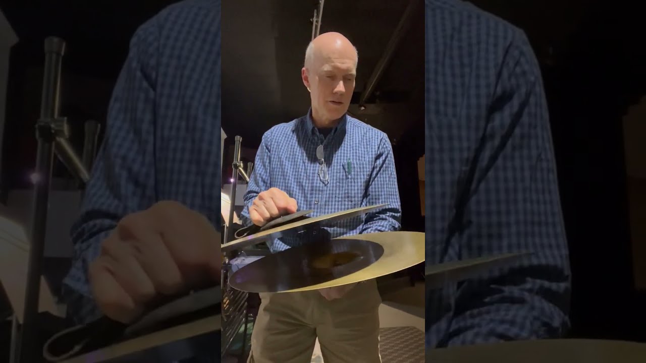 How to play the Crash Cymbals