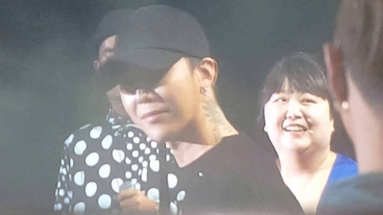 16.9.9 BigBang MADE fanmeet in Taipei..meeting their 4 fans