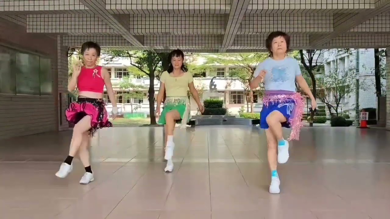 💗我的玫瑰不太香--正面+背面／感謝指導老師---邱月茹