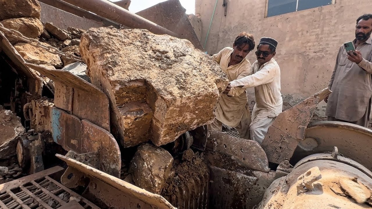 Giant Boulder vs Jaw Crusher! Super SatisfyingIndustrial Action Sed