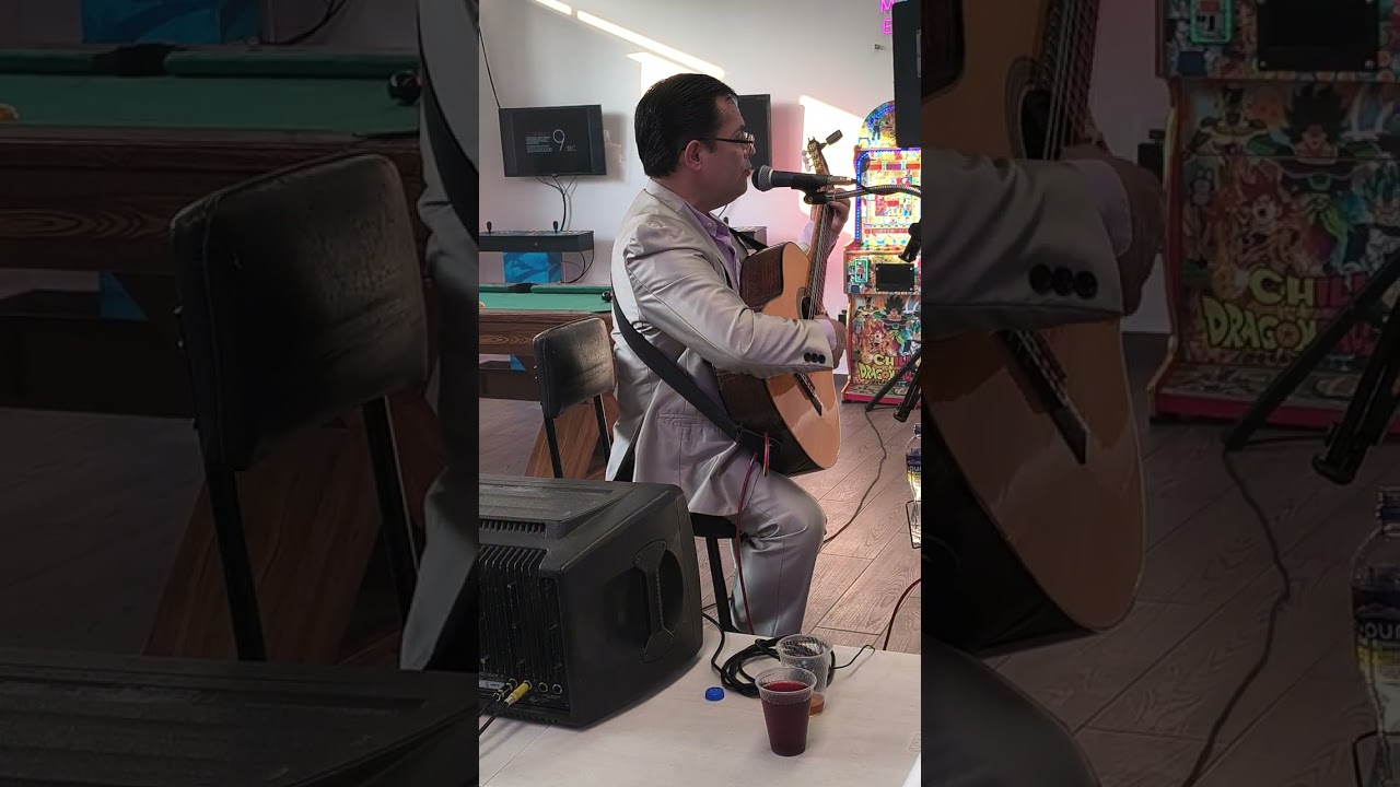 Sabás Villavicencio, 30 Años