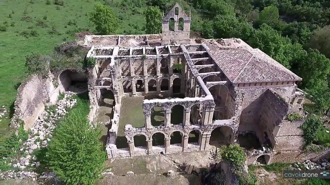 Monasterio de Santa Mar&iacute;a de Rioseco. Vista a&eacute;rea con drone
