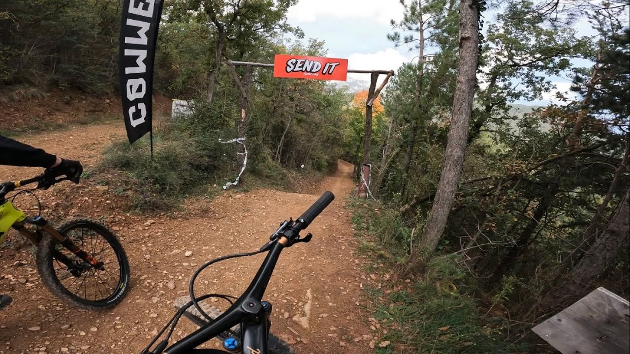 SEND IT LINE - 4 RIDERS BIKE PARK