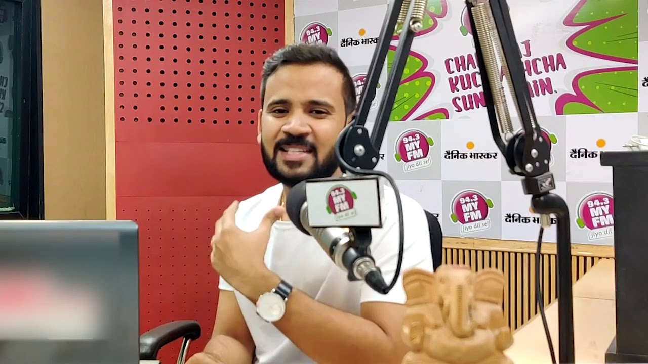 क्या हम बिना स्वार्थ के किसी को प्यार सकते है ? RJ Kartik - Motivational Story
