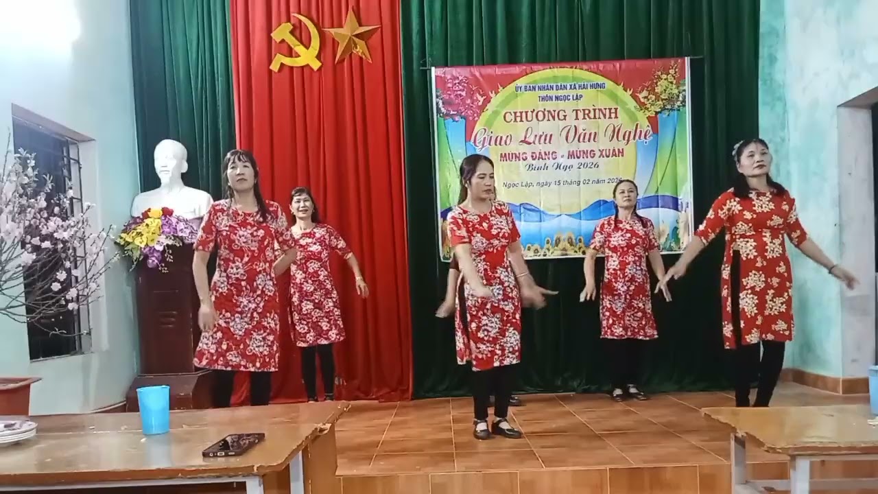 Mừng Xuân