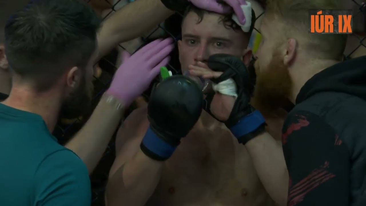IÚR FC 9 - Gerard Ryan vs Jordan White