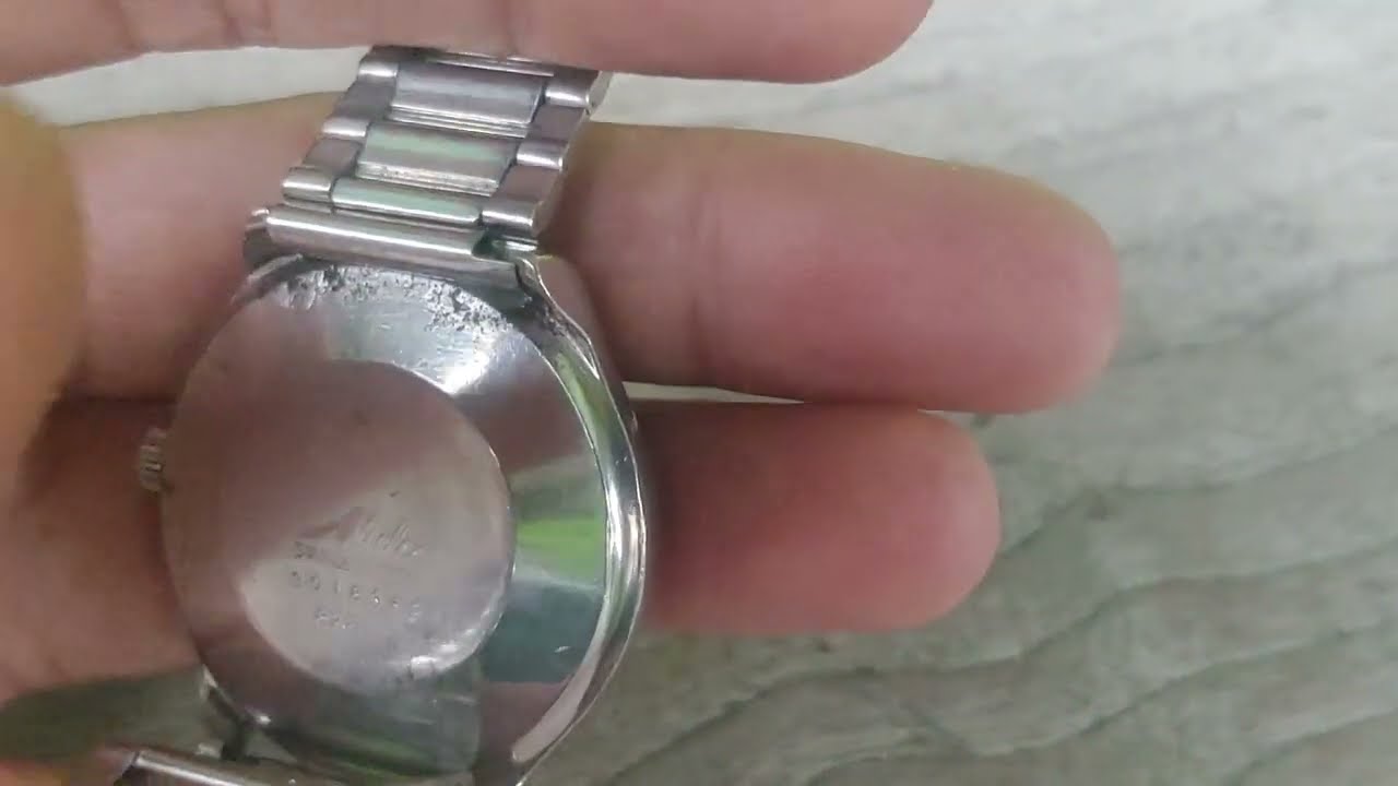 jam tangan mido commander