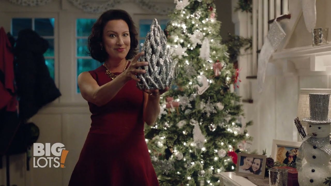 Big Lots- Veronica Mora