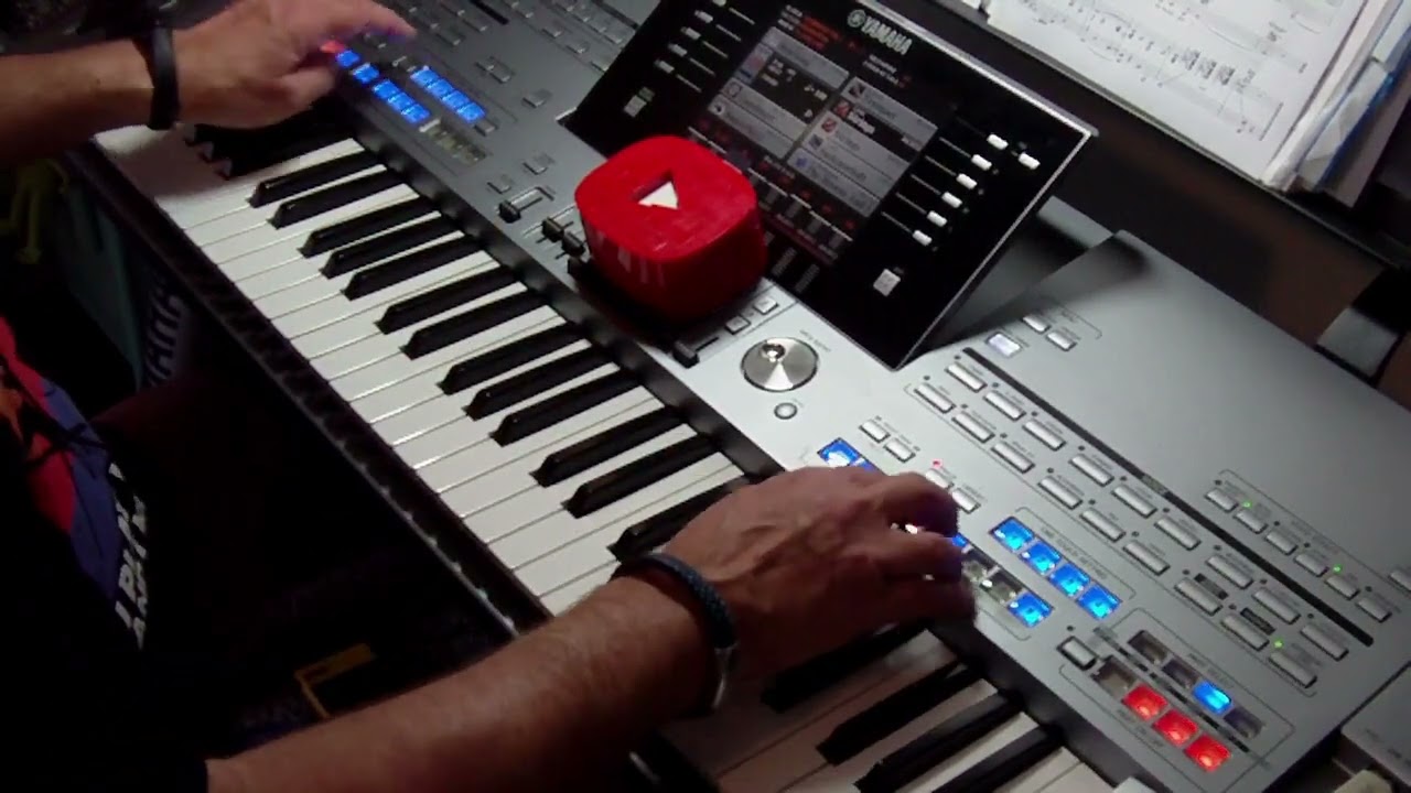 The Breeze And I (Cover) - Yamaha Tyros 5