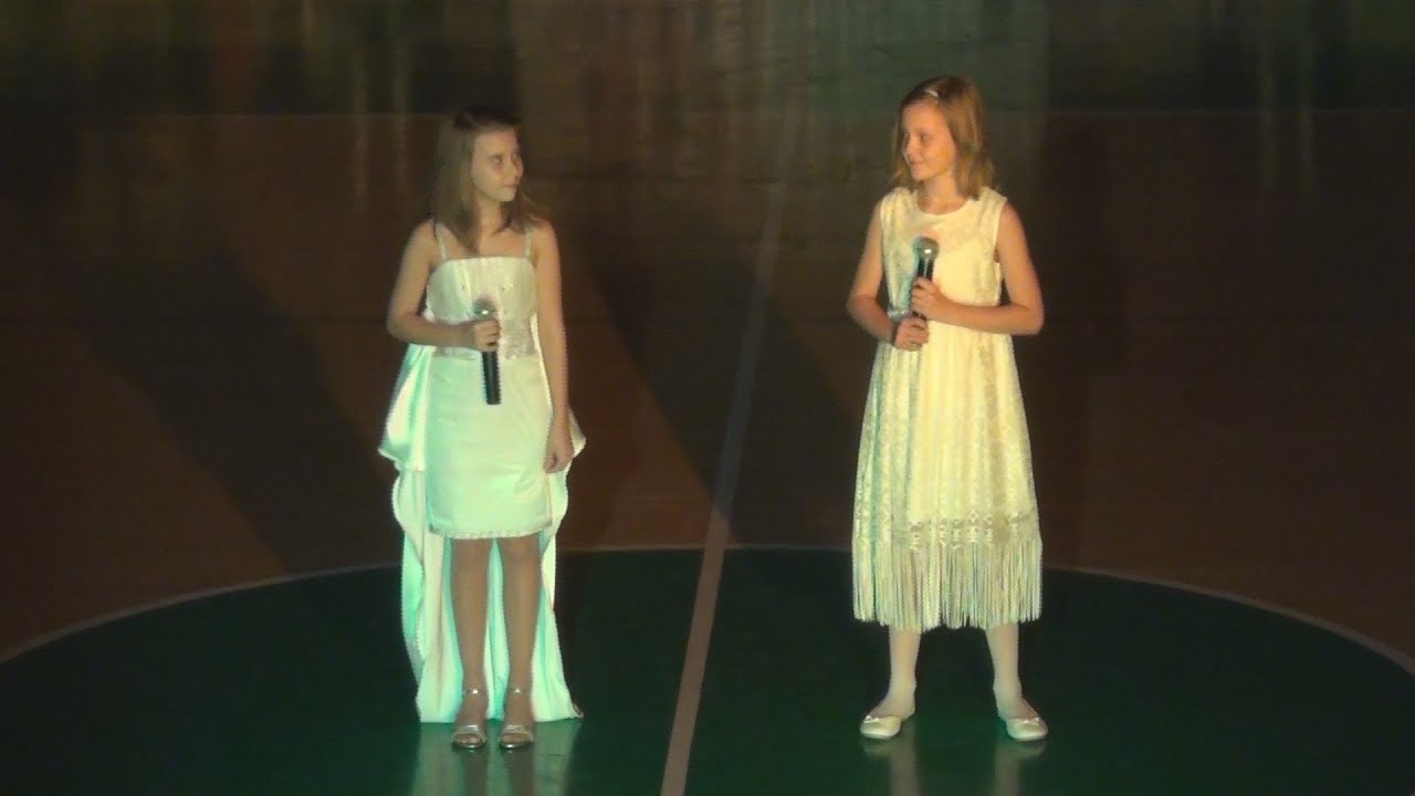LENKA Berkešová 11.r. a Linda - Biela pieseň(Janais,Z.Smatanova)2017