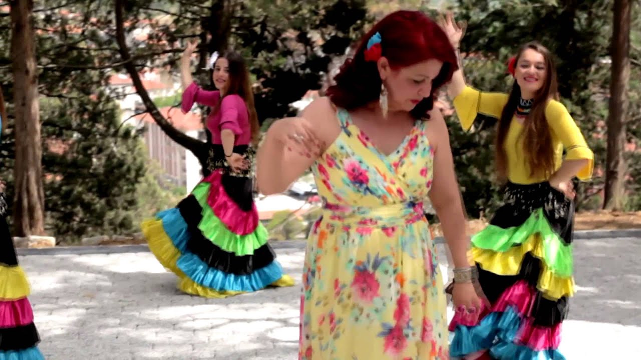 EMEL ÖRGÜN - BULAŞIK ALMIŞ KOYUNLARINI