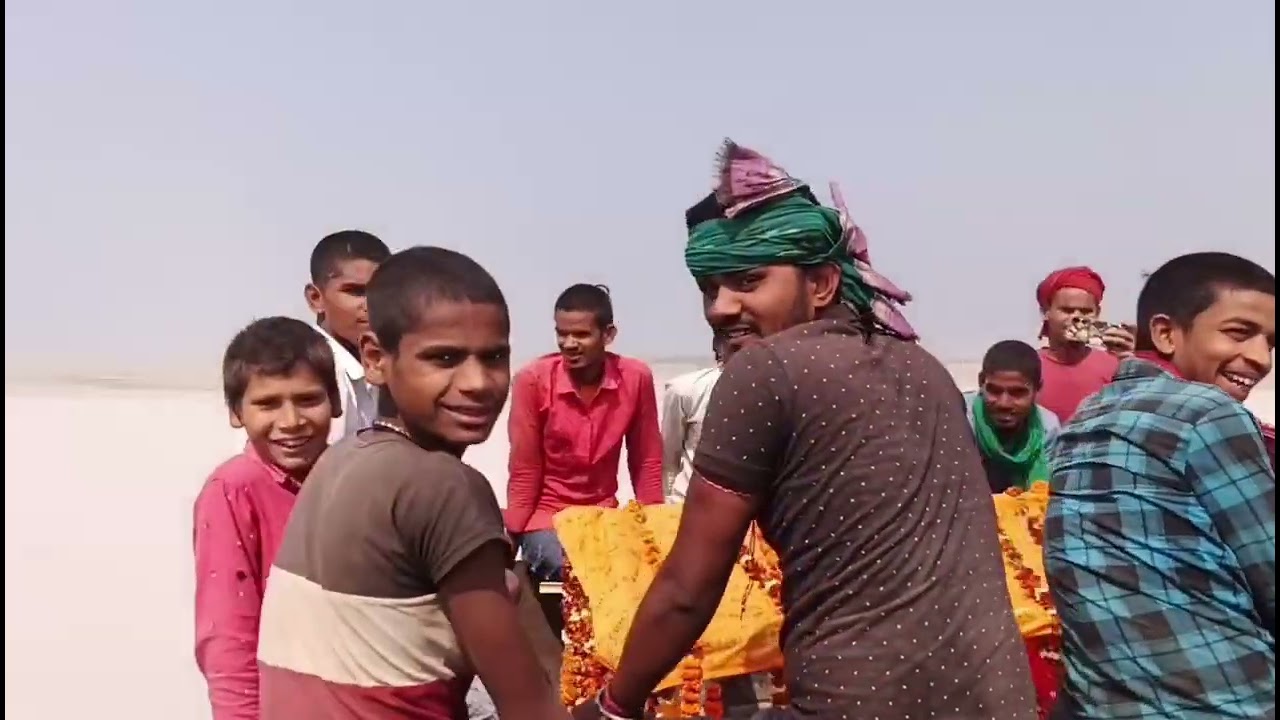 गोपाल भाई की मां का अचानक देहांत  हो गया सिंहमा गोसाईटोल वार्ड 04 उनकी मां की अंतिम विदाई मिस यु मां