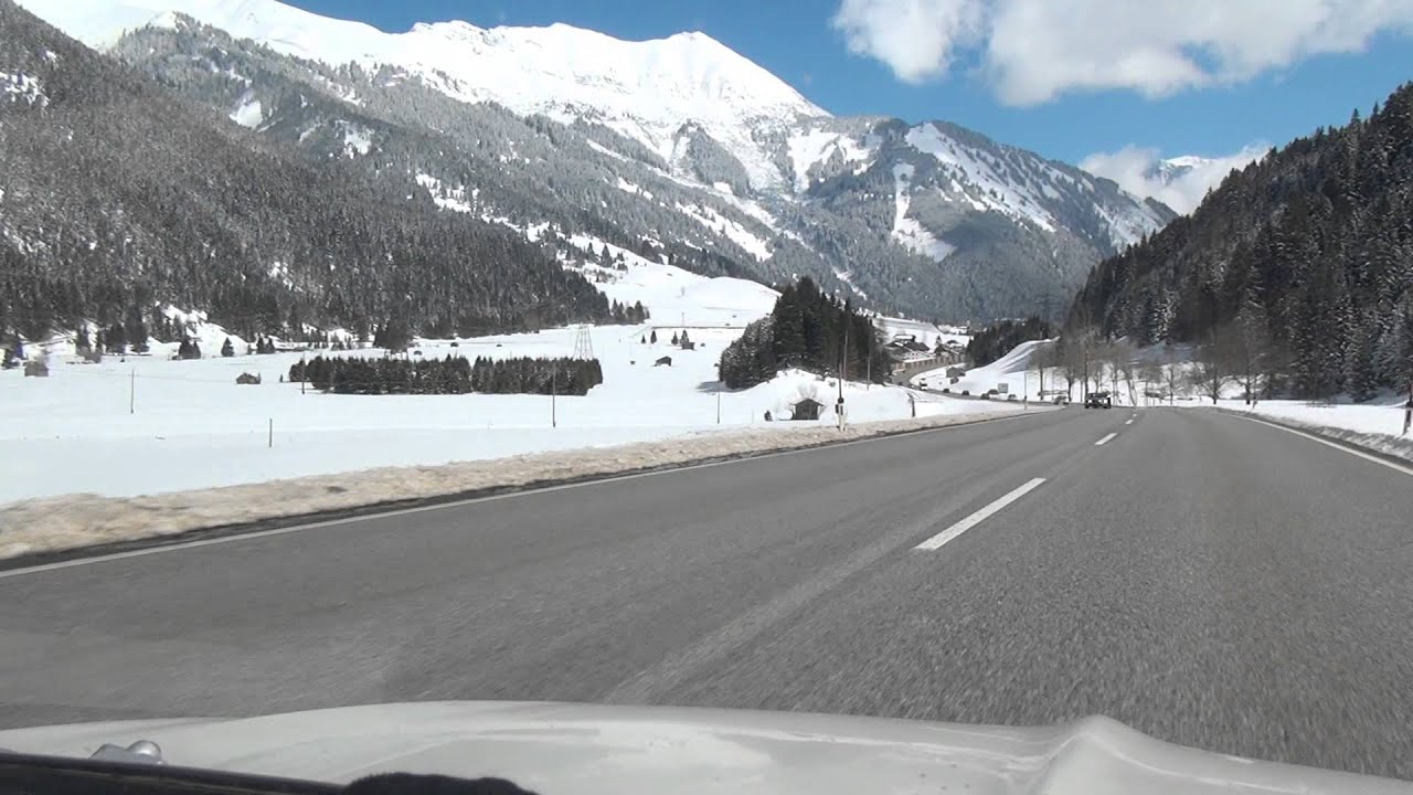 Almkopfbahn Berwang Bichlbach Berwangertal Lähn Wengle Obergarten B179 Austria Österreich 7.4.2015