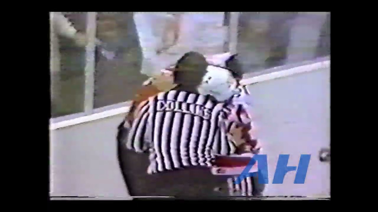 NHL Oct. 18, 1982 Garry Howatt,NJ v Darryl Sittler,PHI x2 Clips New Jersey Devils Philadelphia Flyer
