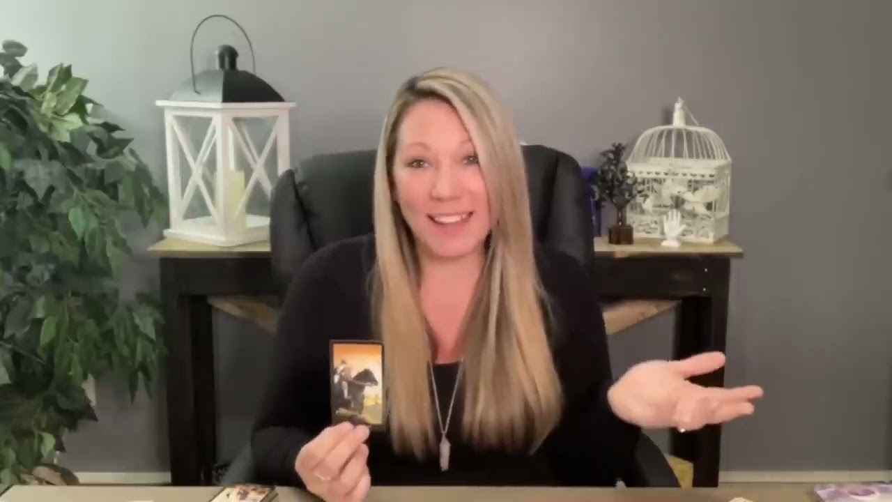 Leo ♌️ Obsessed! You Got Someone’s Attention 🚨 Love Tarot March 2025 Horoscope