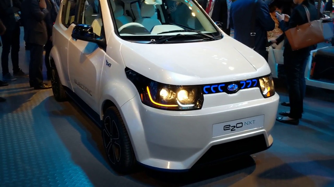 Mahindra e2o NXT Review in Hindi | Auto Expo 2018 | MotorOctane