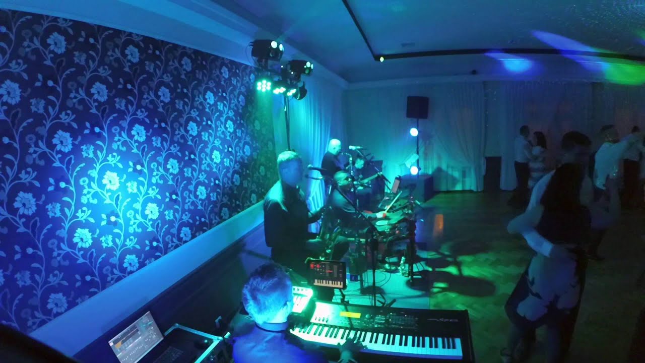 Metrum - Bije mama Krysie [polka] na żywo 2016