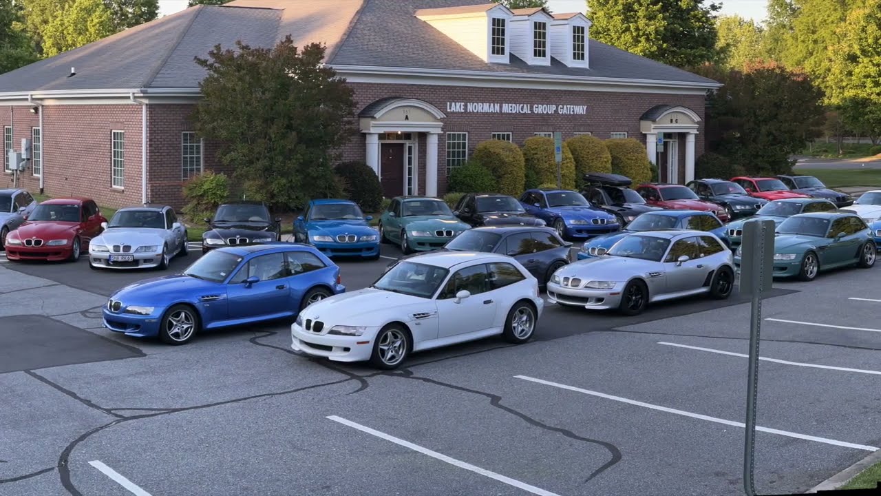 BMW Z3/M Coupes Gather at the Schuh Syndikat 2023