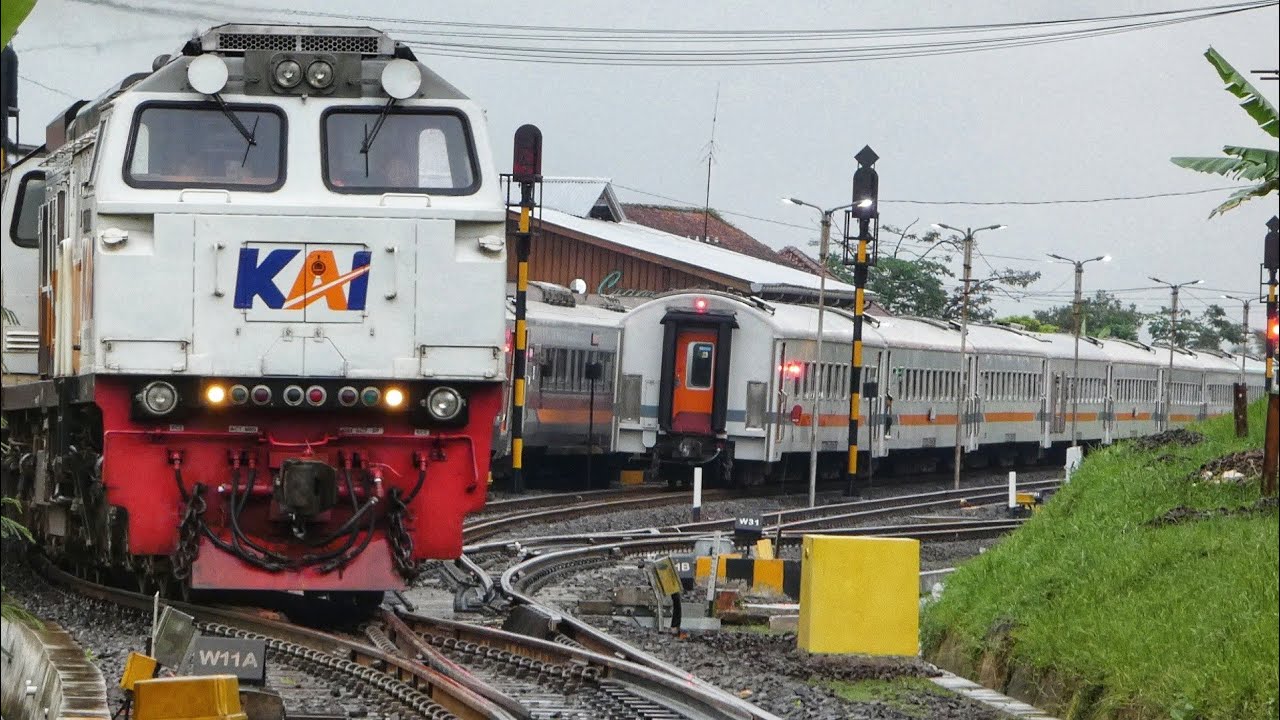 Mengejar Waktu Dari Stasiun CIPARI Menuju Stasiun Kereta Api Ciamis Demi Moment Ini.