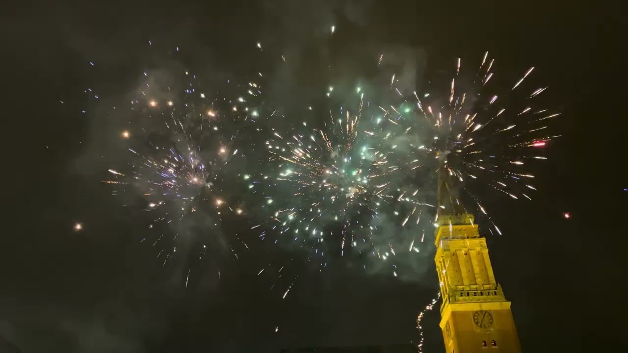 Iskra Line Wilk 🎆🎇 in der Innenstadt Silvester 2024 [keine Verbotszone] 