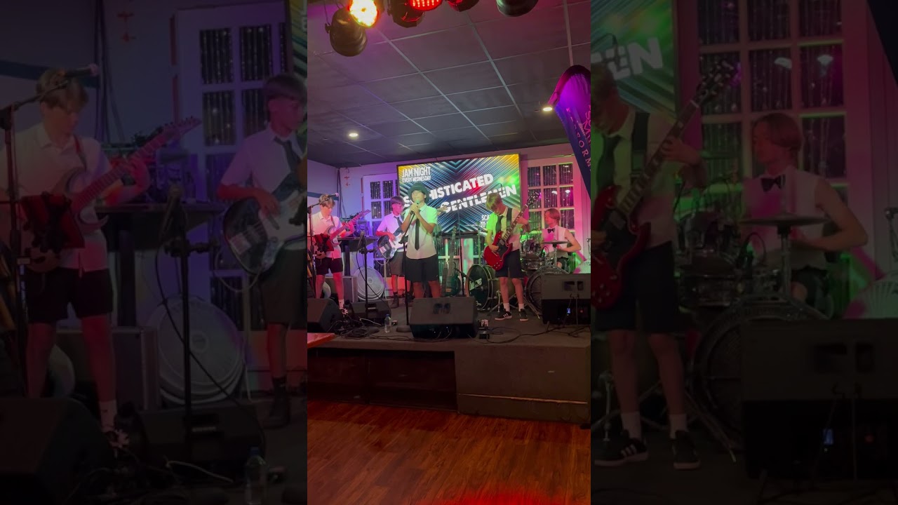 Sophisticated Gentlemen cover Sweet Child O'Mine by Guns and Roses at Docksiders 2025