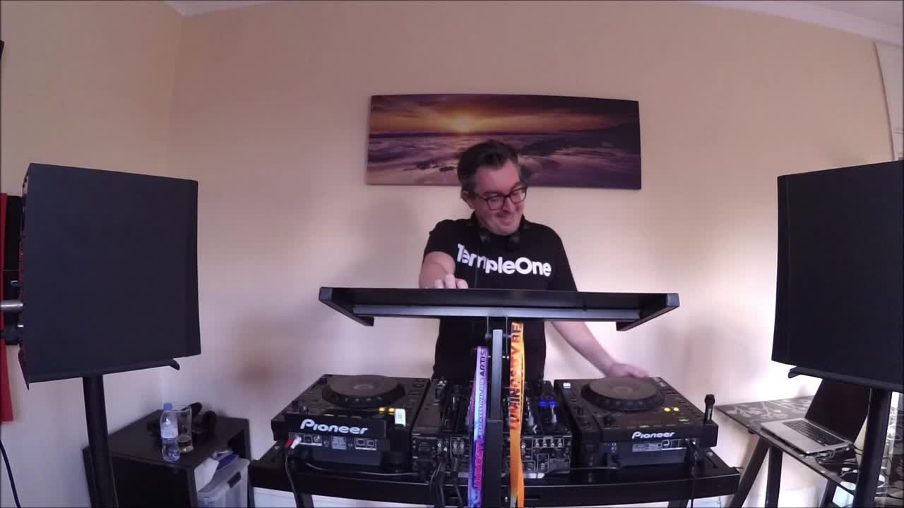 Luminosity Beach Festival 2020 Broadcast - Temple One