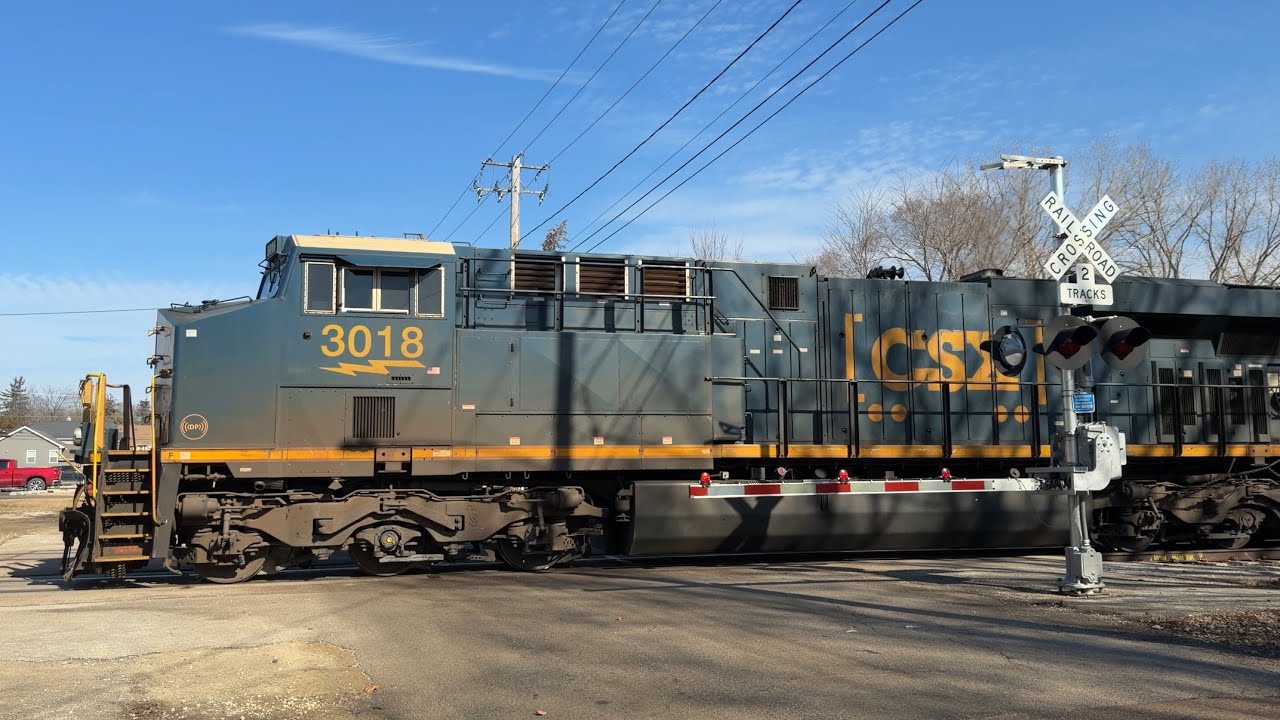 (K5LA Wayside Horns) 1st Ave Grade Crossing - Elburn, IL