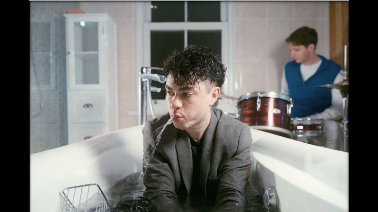 Suns Up - Grows (Official Video)