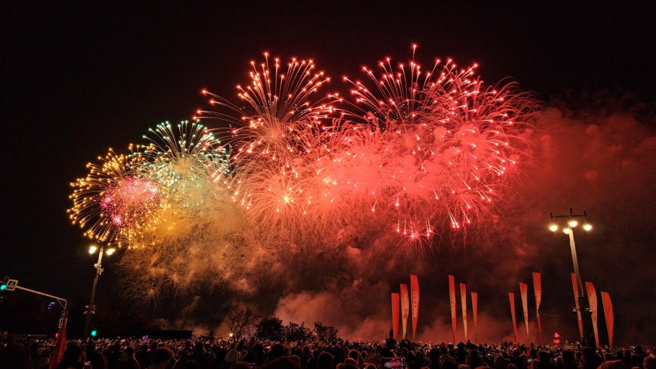 Москва. Воробьевы горы. Салют на День Победы 🎆 Moscow. Vorobyovy Gory. Victory Day Fireworks 🎆