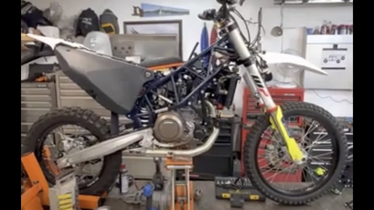 Husqvarna, 701 Adventure/ Rally Build Part Two.