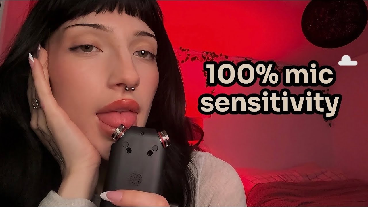 ASMR ☆ﾟ* Ear to ear mouth sounds (100% sensitivity😵‍💫)