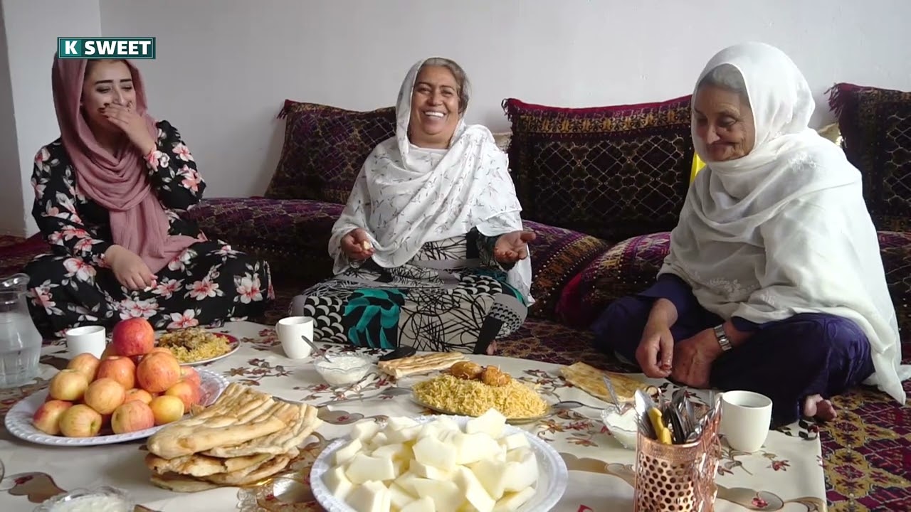 مریم خاله نفیسه و بو بو گل را بخاطر آشتی دوباره مهمان کرد !