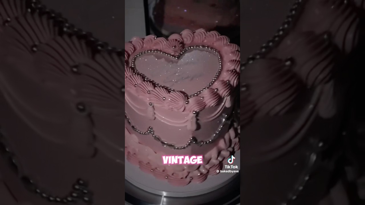 TikTok bakers crash out over $25 Walmart heart cake. &ldquo;Birthday cake is a luxury&rdquo;  #cake #discourse