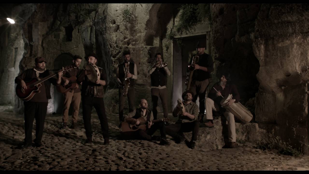 Ragnatela Folk Band - IATTA NERA (official video)