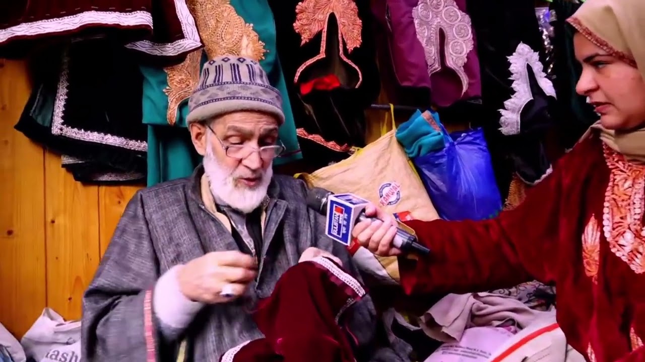Kashmir’s Tilla Work Struggles as Artisans Dwindle Near Khanqah-e-Moula