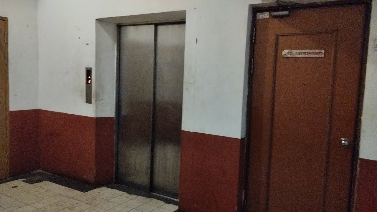 Imperial Hotel Miri (Old Wing) - Retake of Sigma Di1 Freighter Elevator.