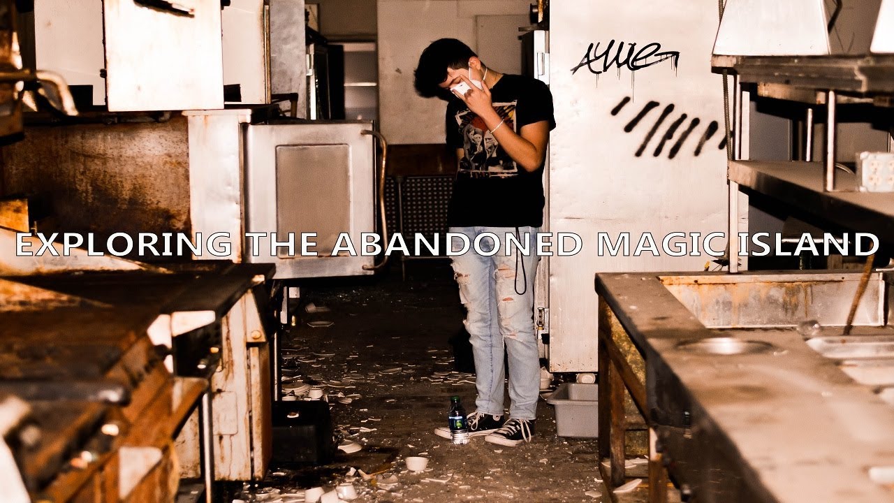 EXPLORING THE ABANDONED MAGIC ISLAND IN HOUSTON