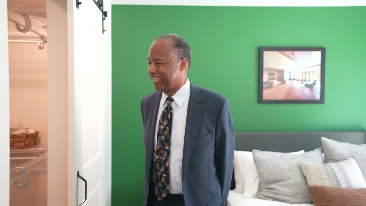 Former HUD Secretary Dr. Ben Carson Visits the 2025 Innovative Housing Showcase