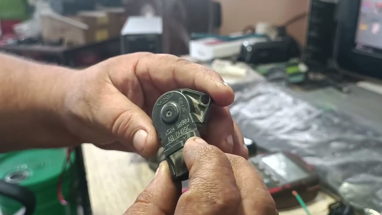 como checar sensor tps ford focus del 2000 al 2005 std o automatico zetec 2 0
