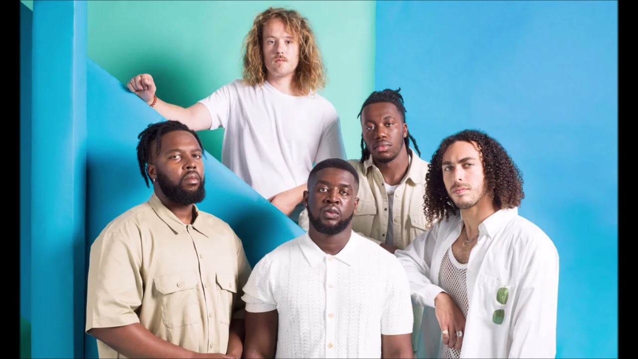 Ezra Collective - Footprints