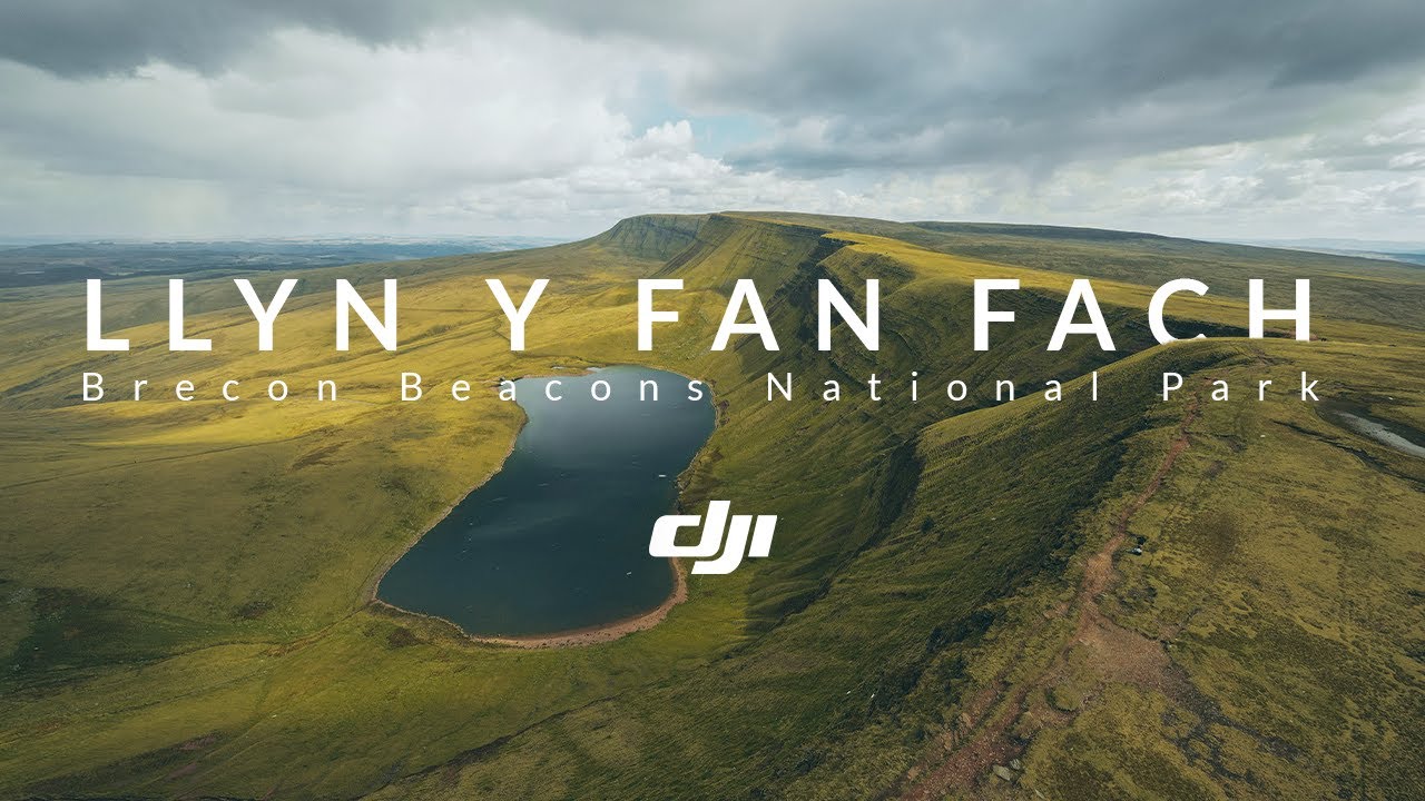 Hiking 20km in the Brecon Beacons National Park | Llyn Y Fan Fach | Sony A6400 Ultrawide 21:9