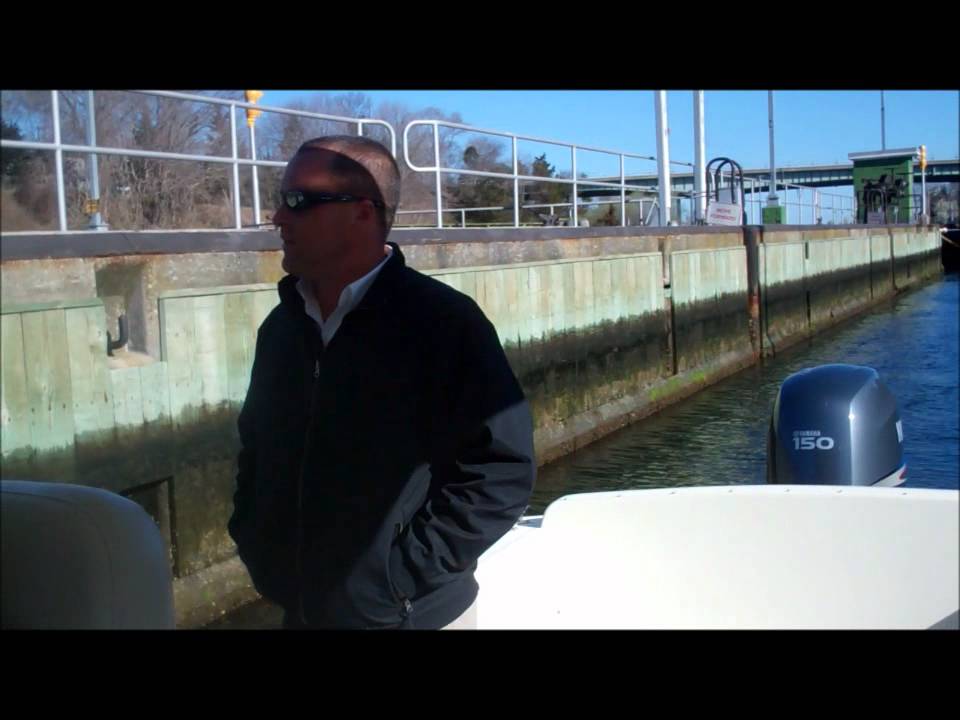 How to Navigate the Shinnecock Locks