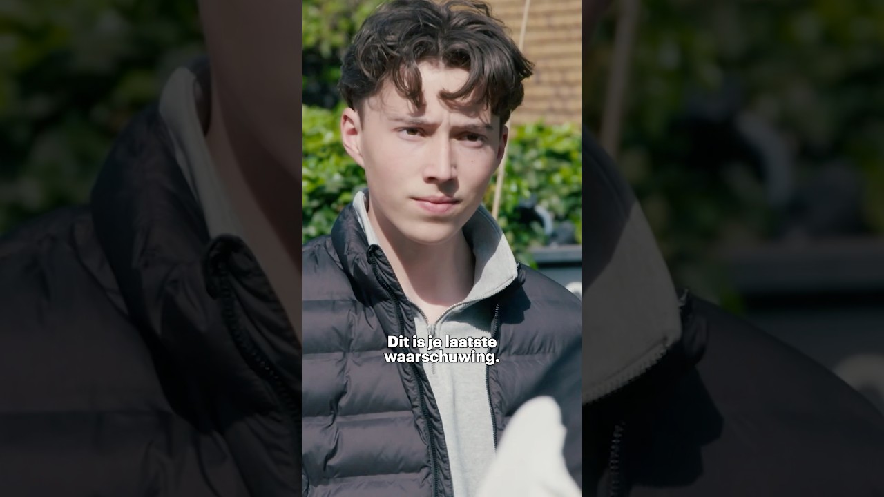 Wat moet die Dex nou weer? 🤨 #Brugklas