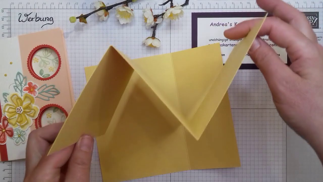 Frühlingshafte Double-peek-a-boo-Card - Ovale Grüße/Schmetterlinge - Video Hop Team Stempelwiese