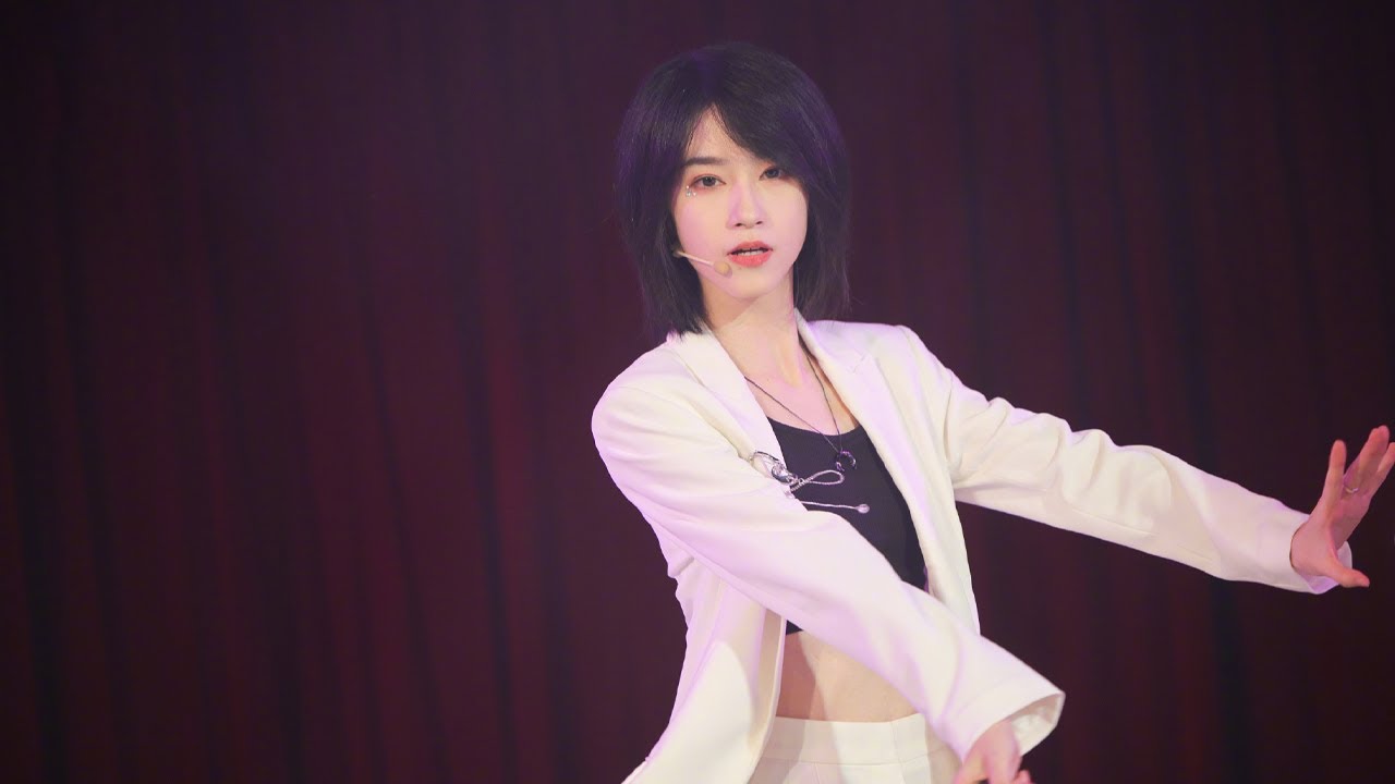 【SNH48】 TEAM SII 蒋芸《who is your girl》/《分裂时差》| | 《曲终人未散》生日公演舞台